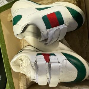 Gucci shoes